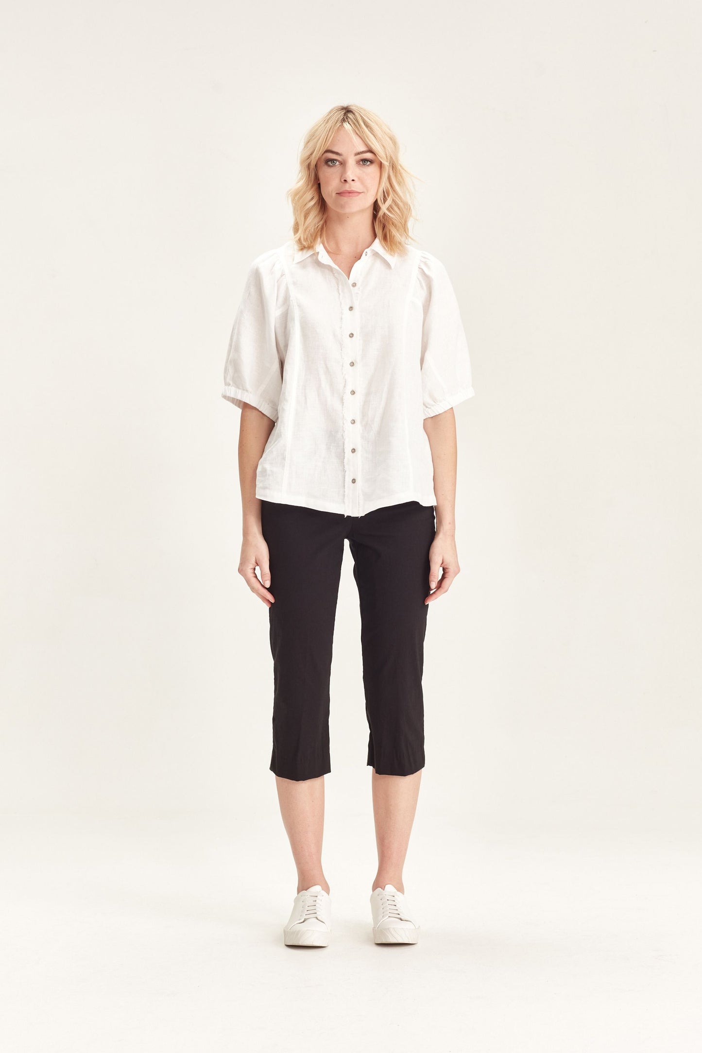 Verge 3/4 Acrobat Pant - Black