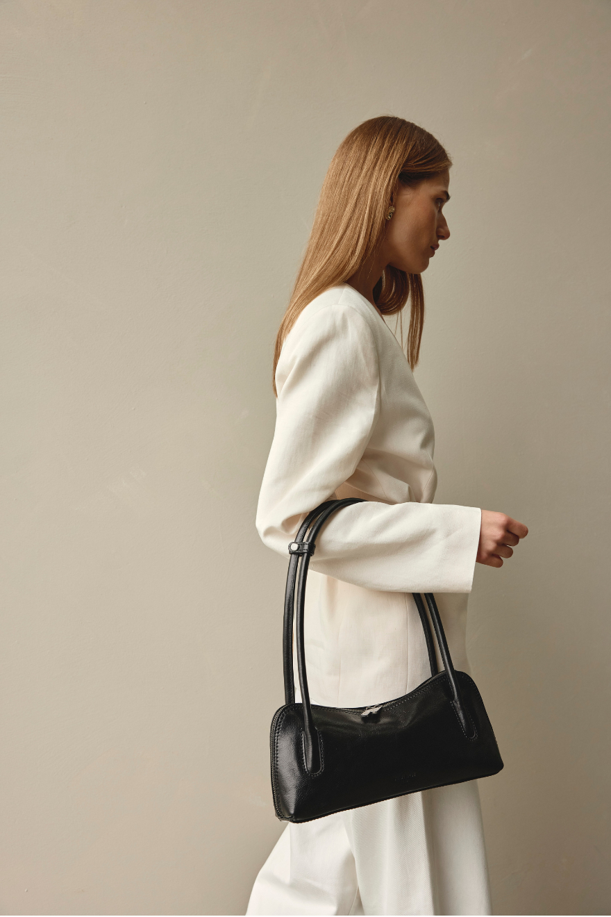 Vestirsi Fallon Black Shoulder Bag