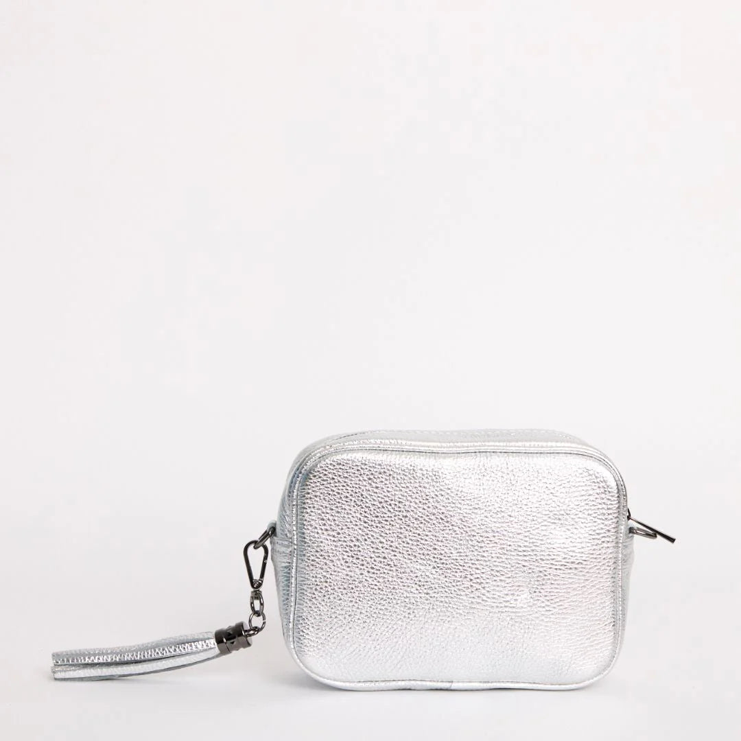 Vestirsi Vanessa Silver Crossbody Camera Bag