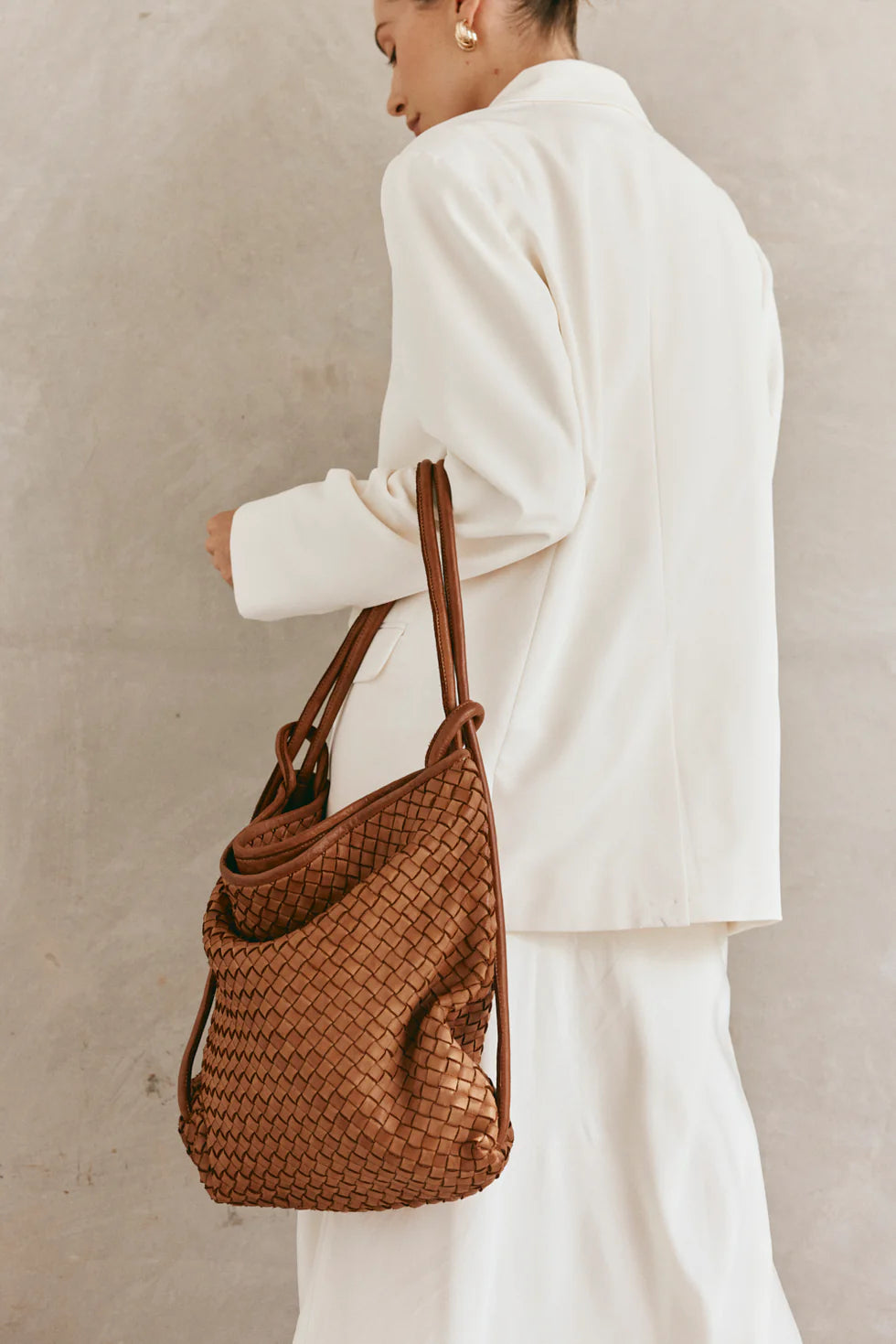 Vestirsi Woven Bella Tan 2-In-1 Convertible Backpack Tote
