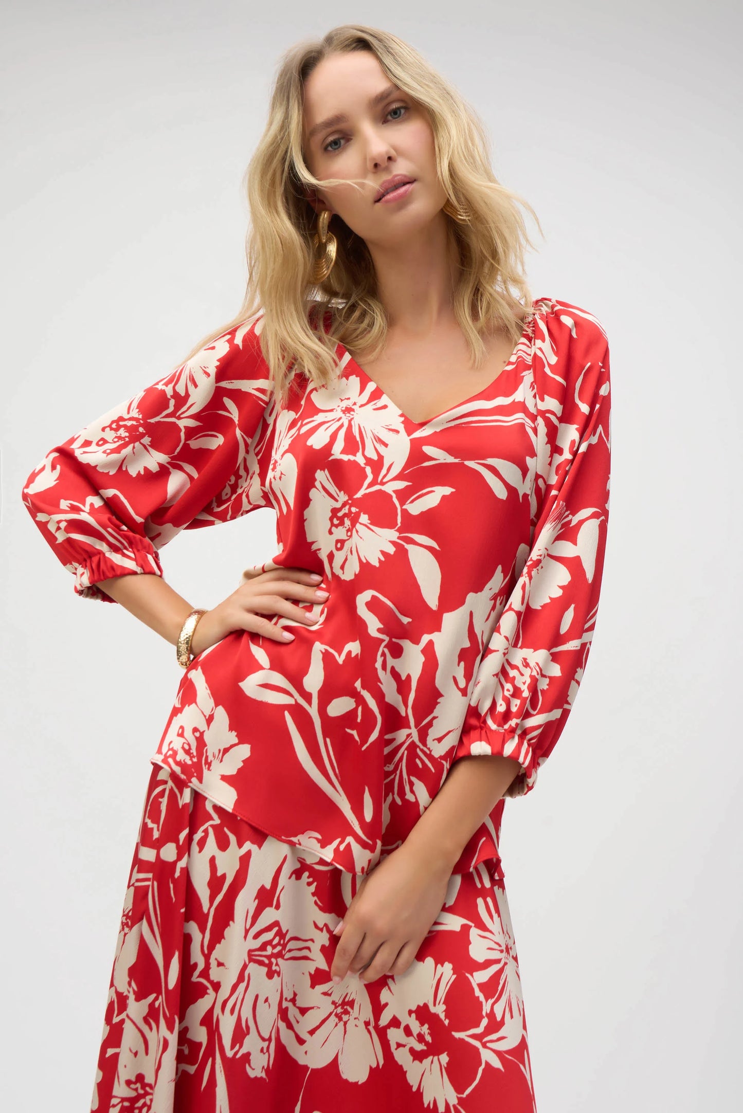 Joseph Ribkoff Satin Floral Print Straight Top
252119