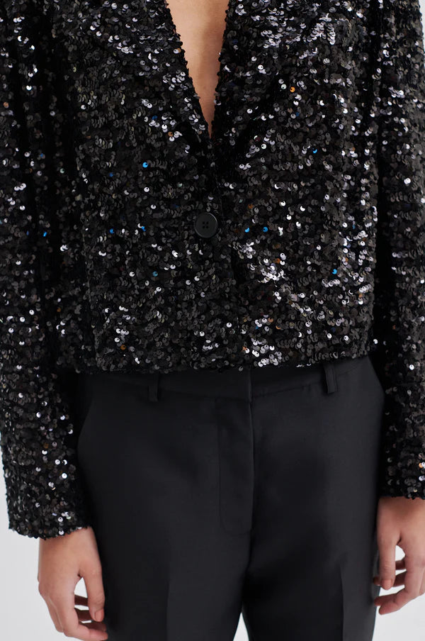 Second Female Luxurious Crop Blazer - Black