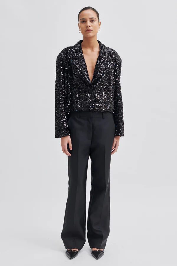 Second Female Luxurious Crop Blazer - Black