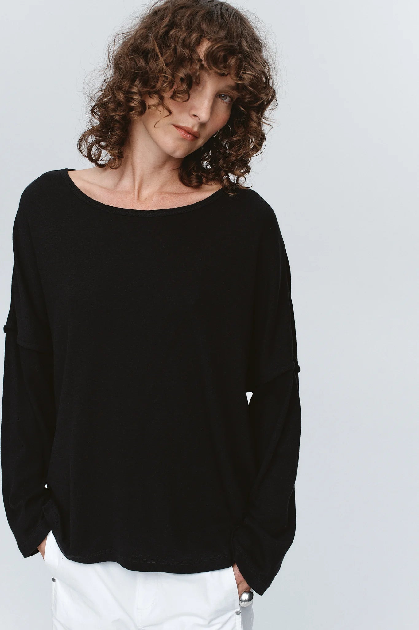 MARLE Yelena Tee - BLACK