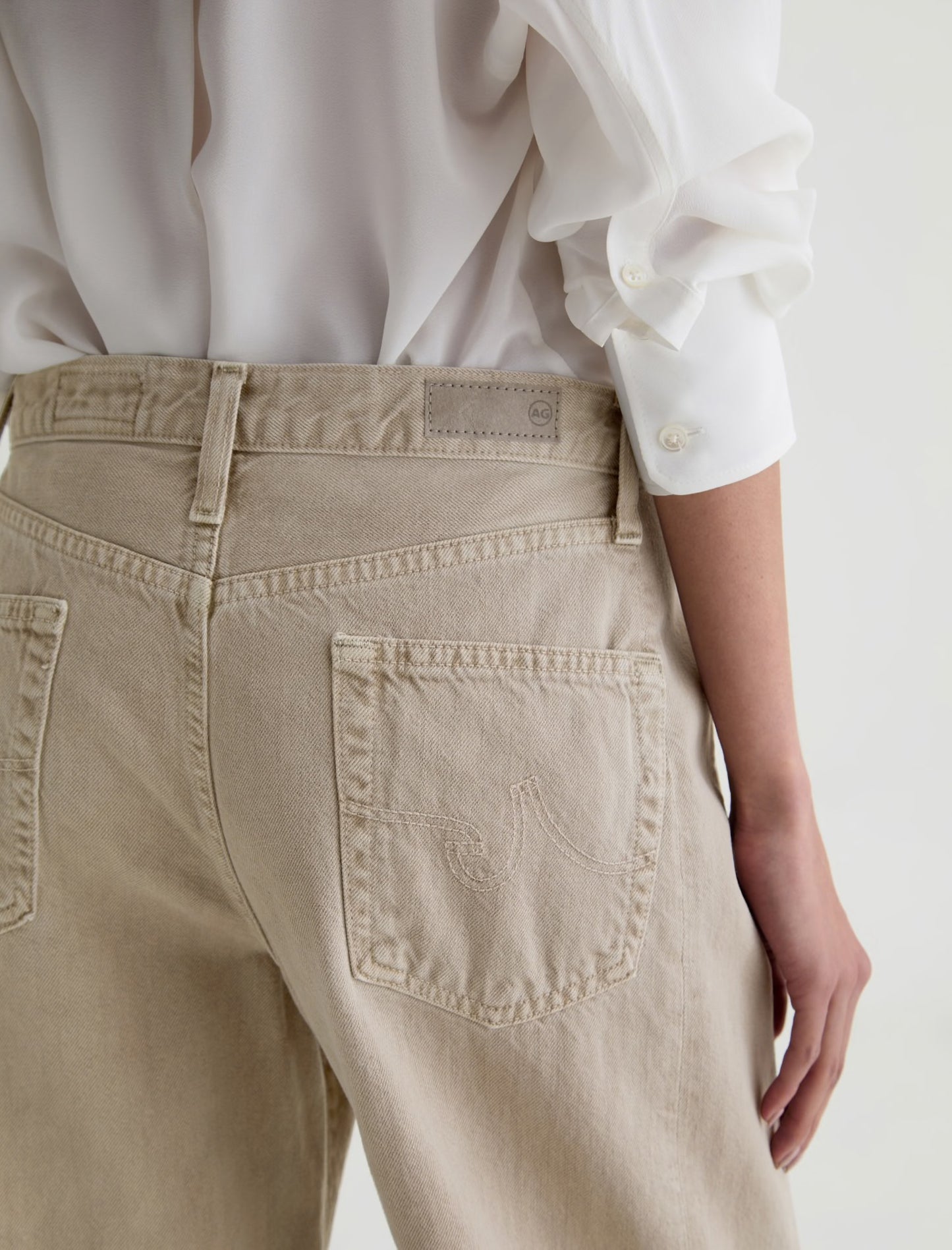 AG Jeans Hattie Crop - Sulfur Light Taupe