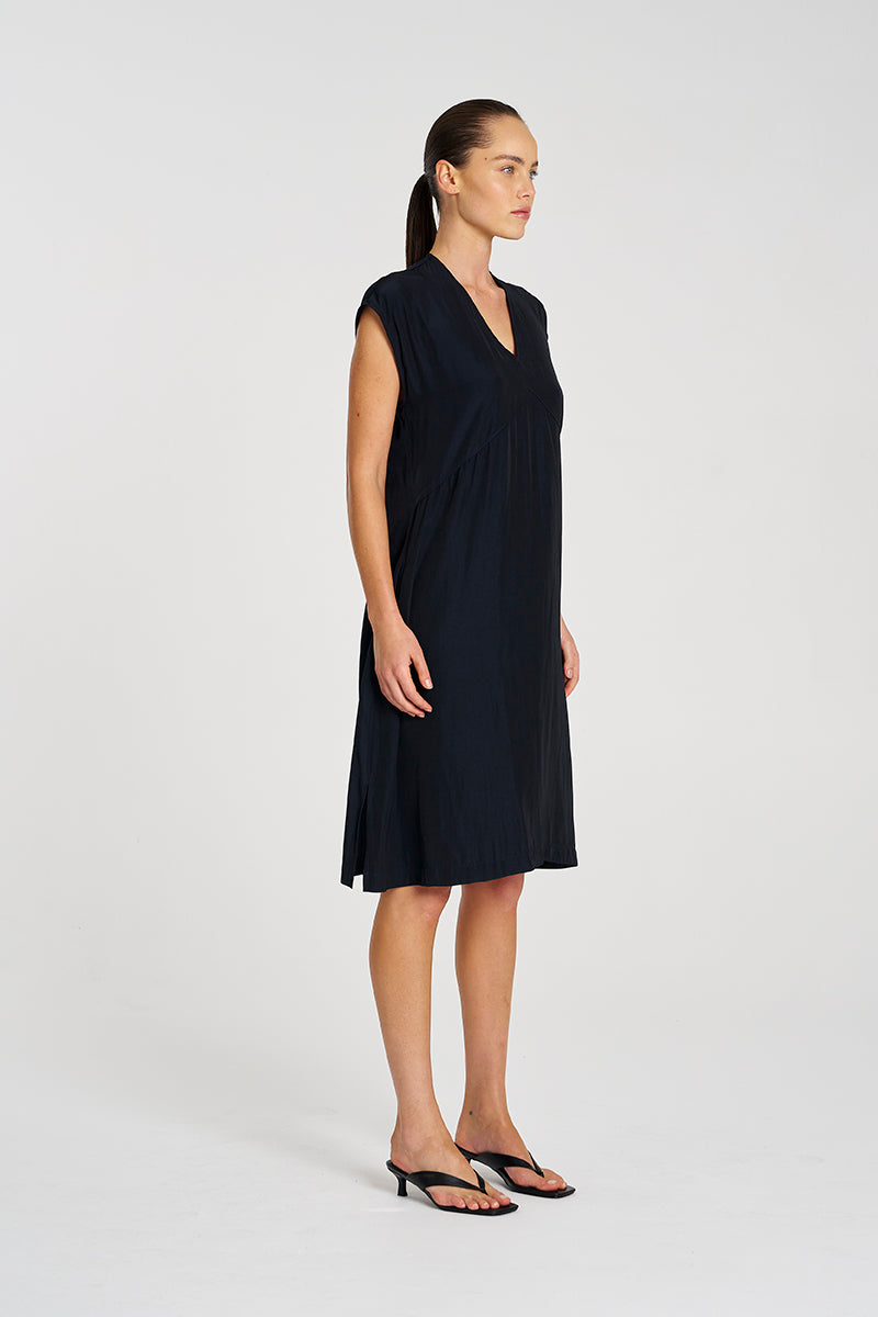 OCTOBER PRE ORDER Mela Purdie Slice Dress F67 3033 - Navy