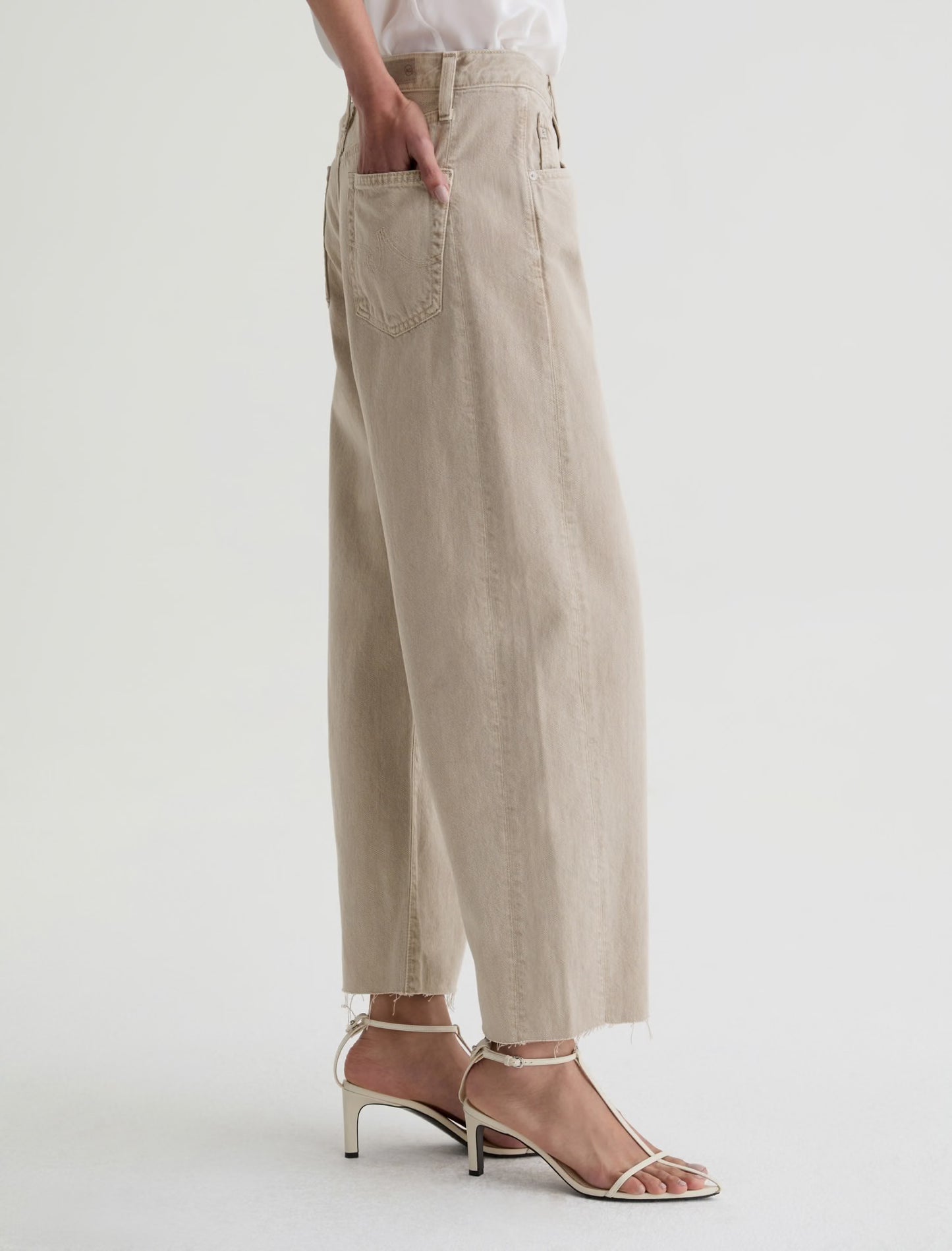 AG Jeans  Hattie Crop - Sulfur Light Taupe