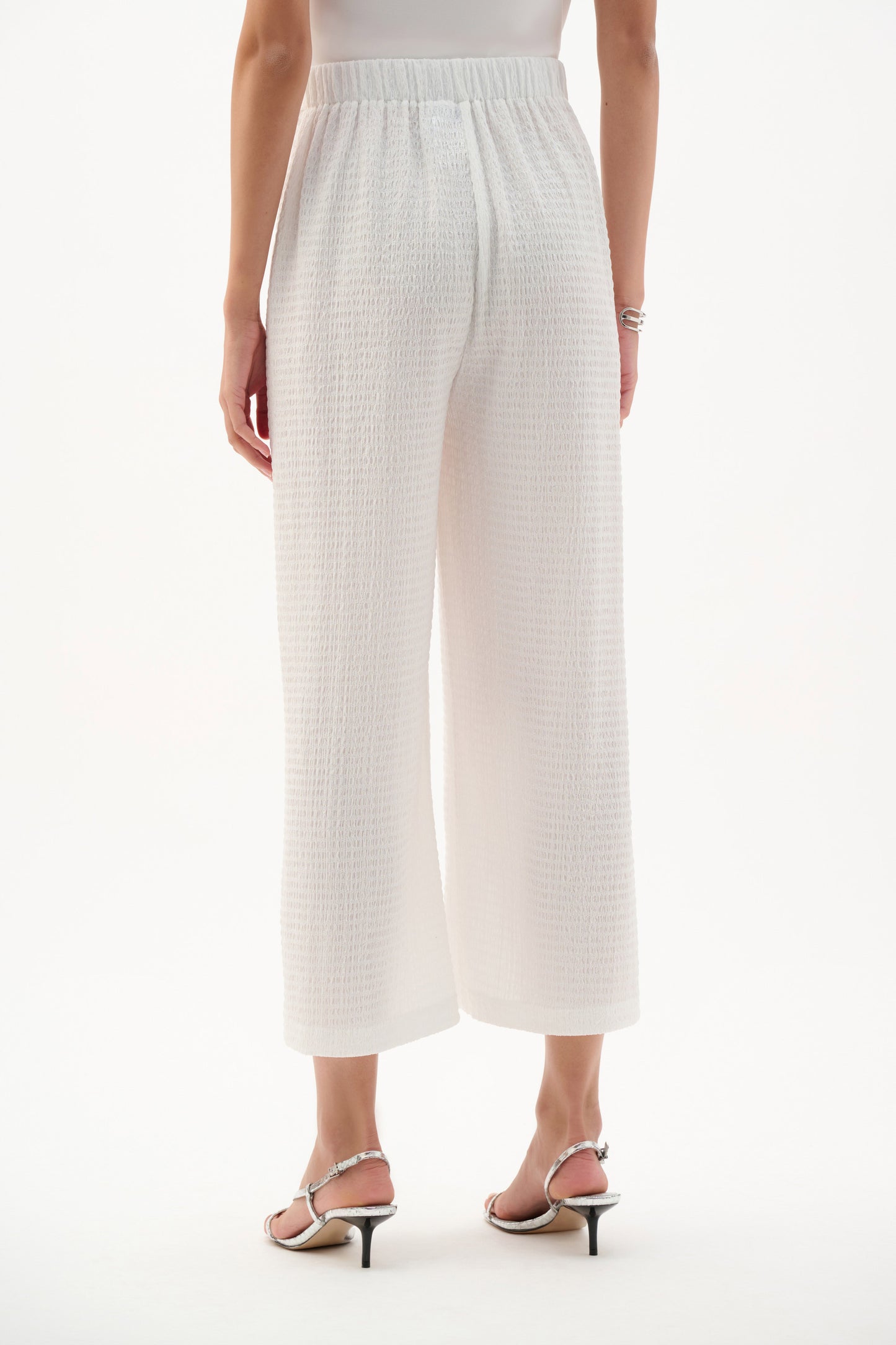 Joseph Ribkoff Textured Knit Pull-on Culotte Pants
262217 Off-White