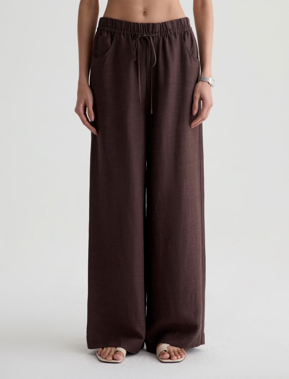 AG Jeans Century Cinched Pant - Oak Barrel