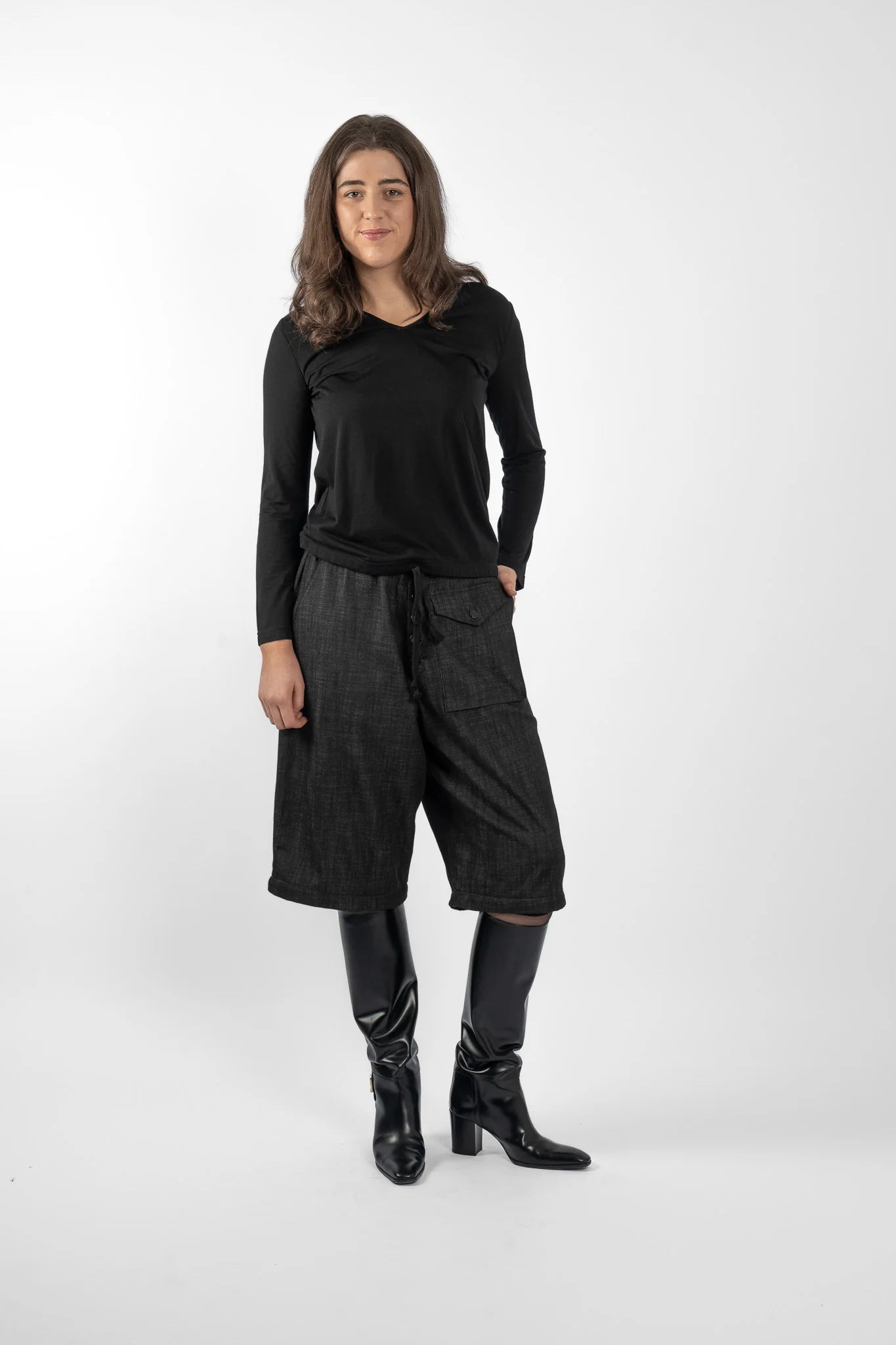 Maud Dainty TRUCKERS - BLACK DTY03911U