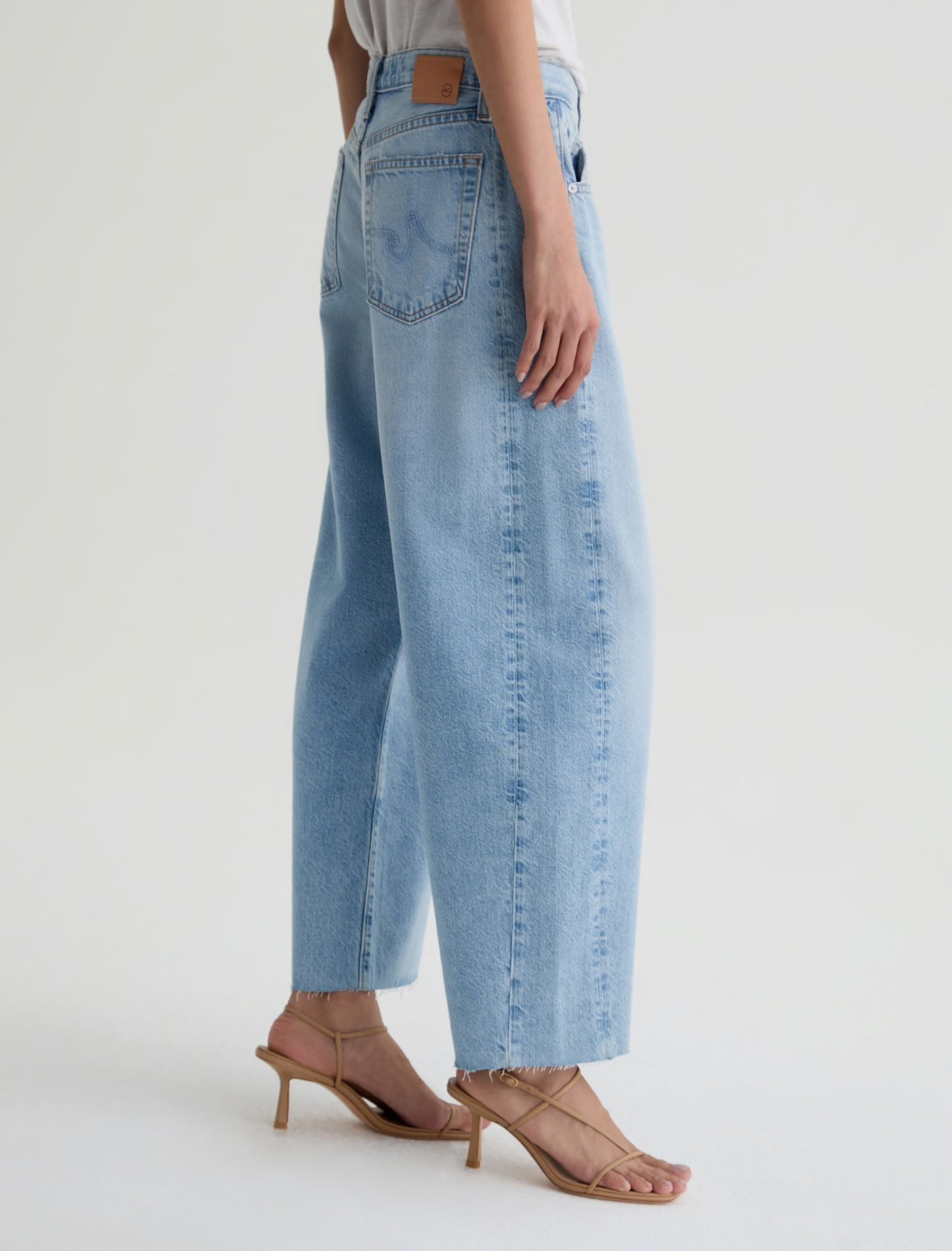 AG Jeans Hattie Crop - Gesture