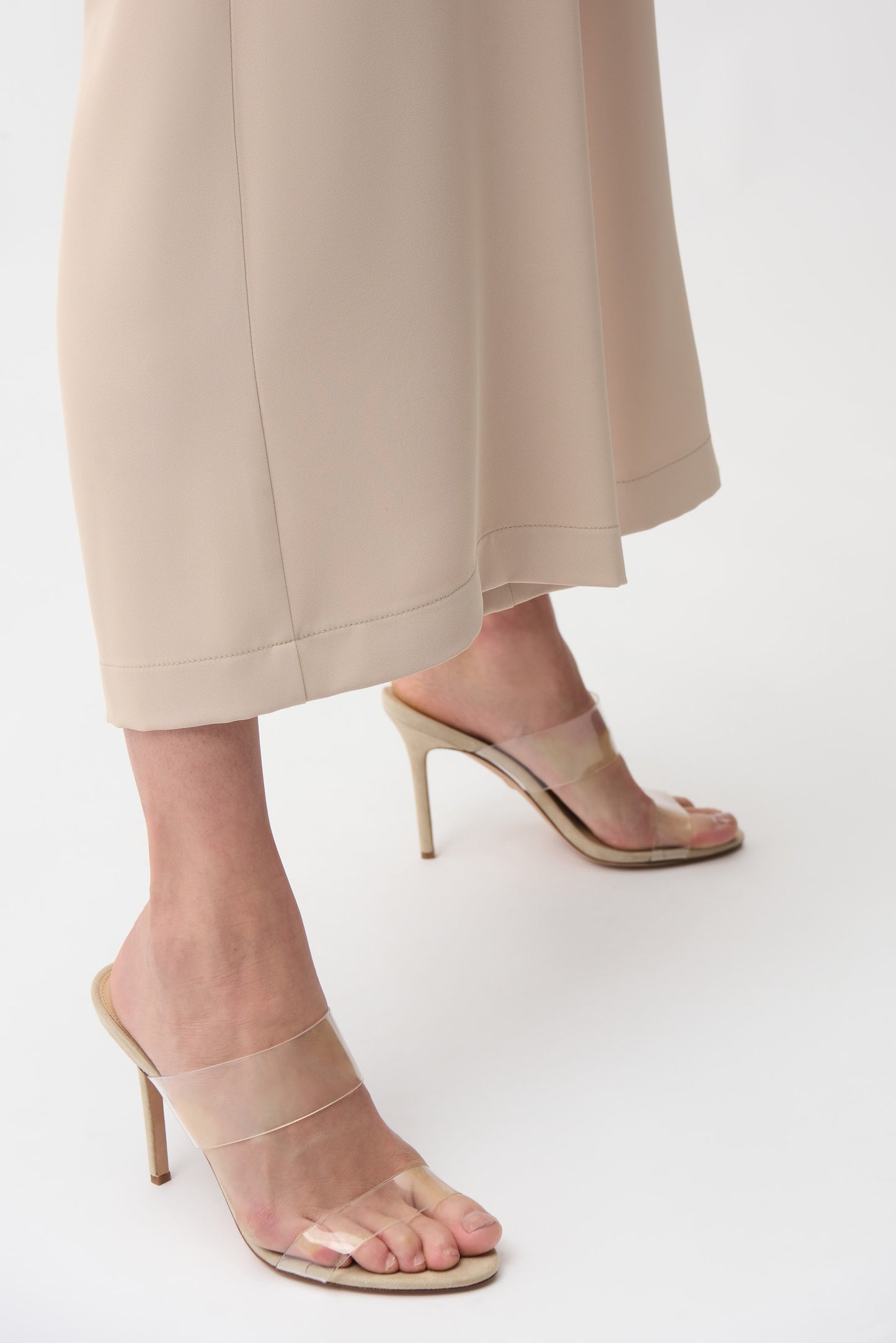 Joseph Ribkoff Woven Twill Pull-On Culotte Pants 261121 - PARCHMENT