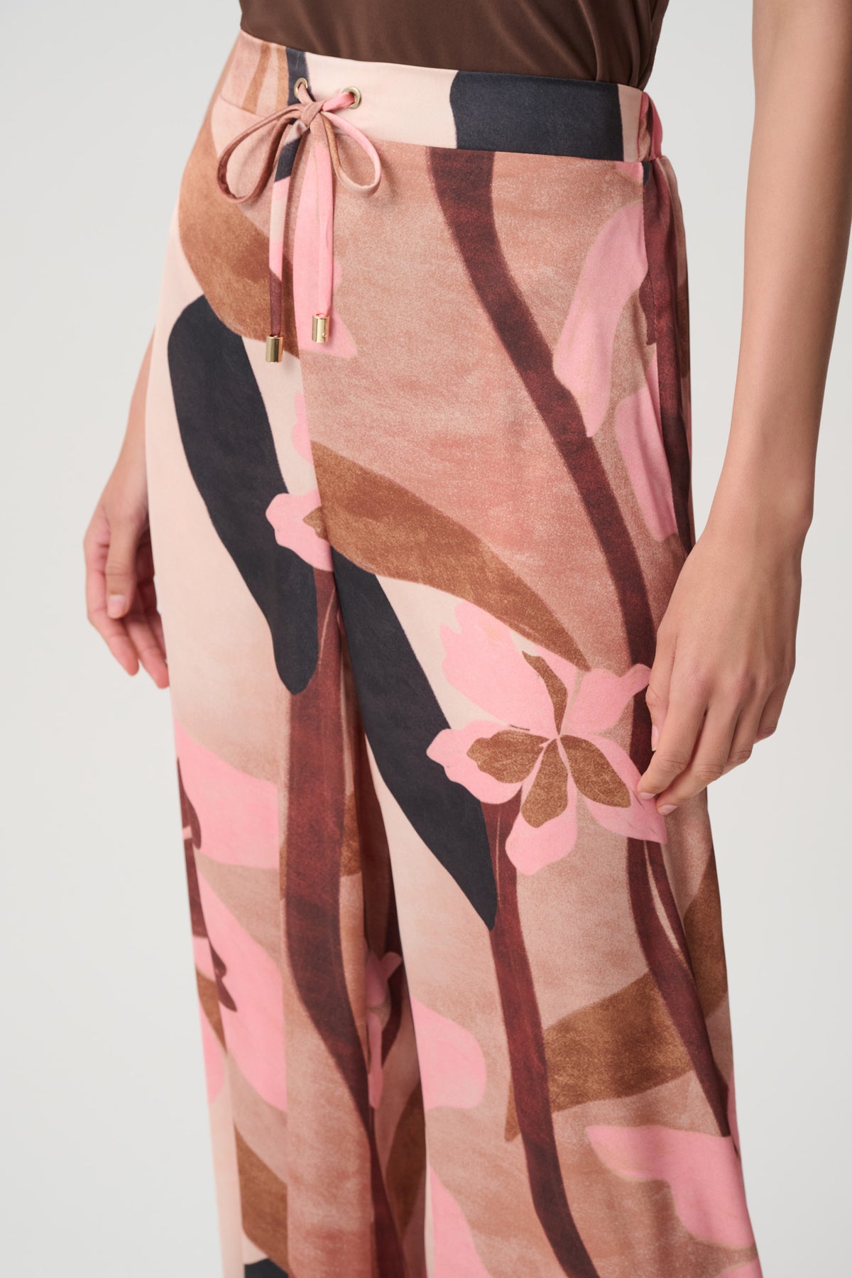 Joseph Ribkoff Floral Satin Wide Leg Pants 271183