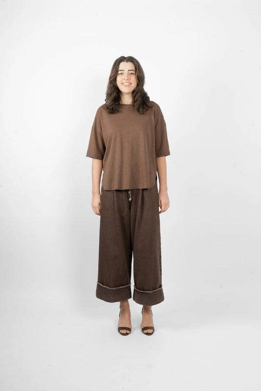 Maud Dainty Peony T-Shirt - Milk Chocolate