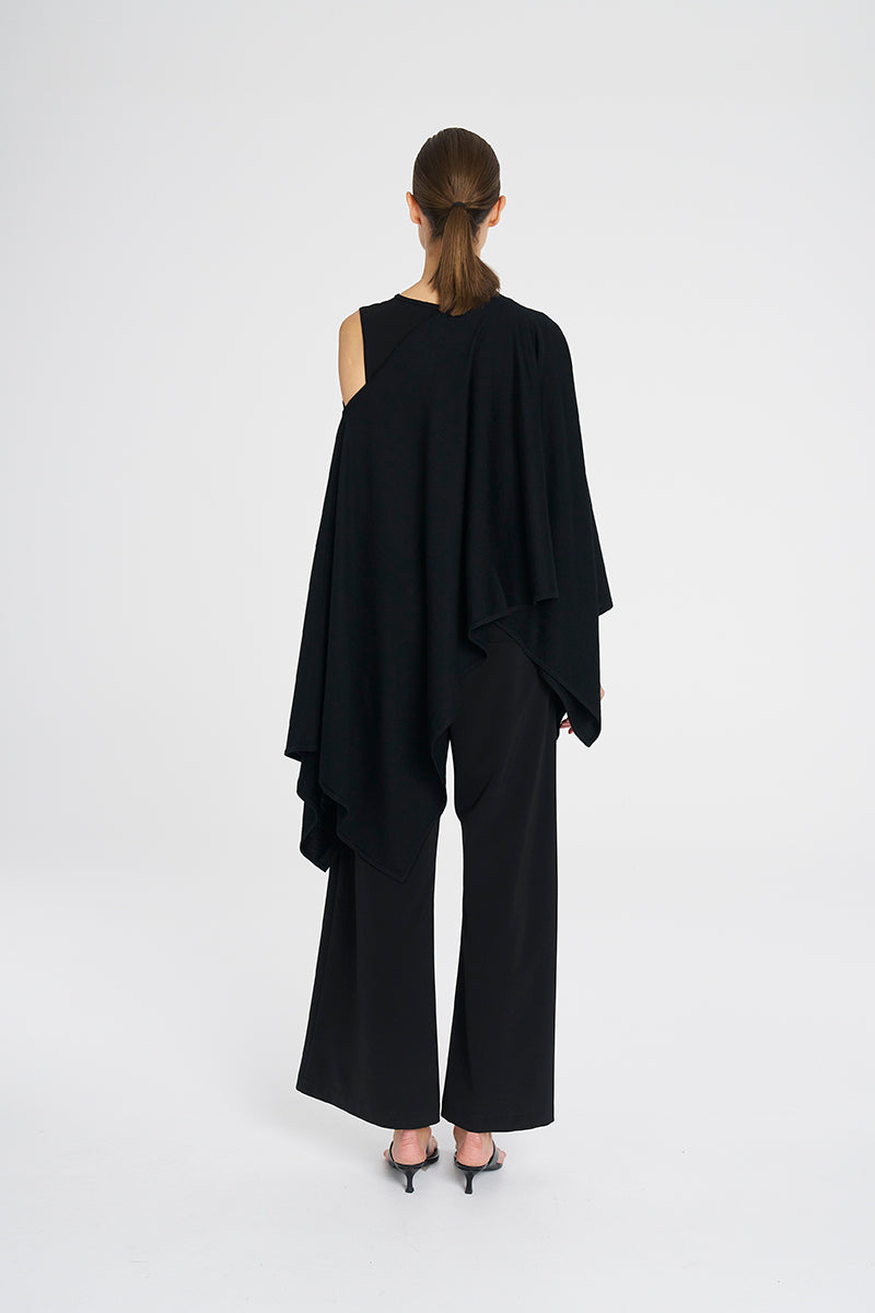 MARCH Pre Order Mela Purdie Slice Throw F14 9309