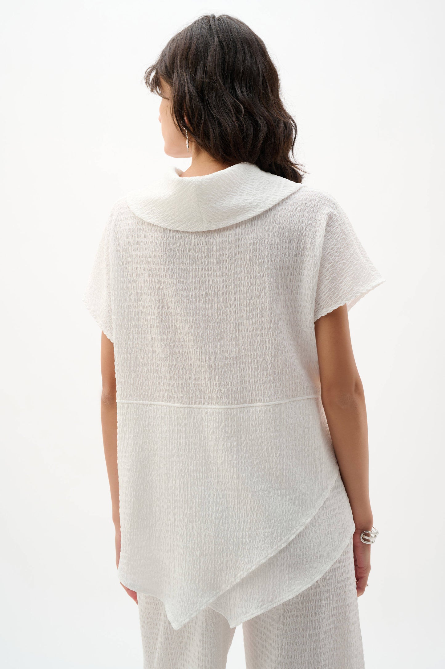 Joseph Ribkoff Textured Knit Cowl Collar Boxy Top
262194 Off-White