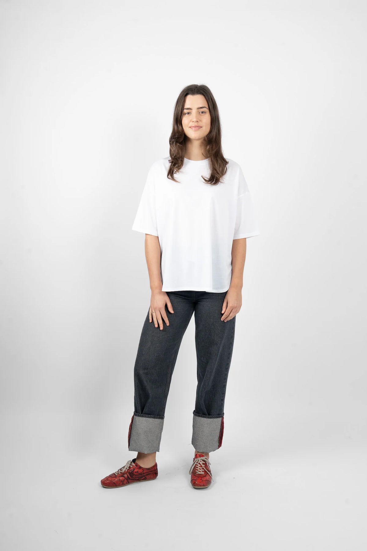 Maud Dainty Peony Tee - White