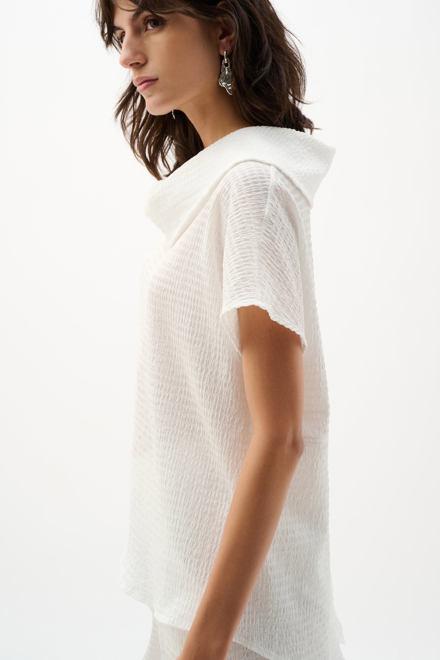 Joseph Ribkoff Textured Knit Cowl Collar Boxy Top
262194 Off-White
