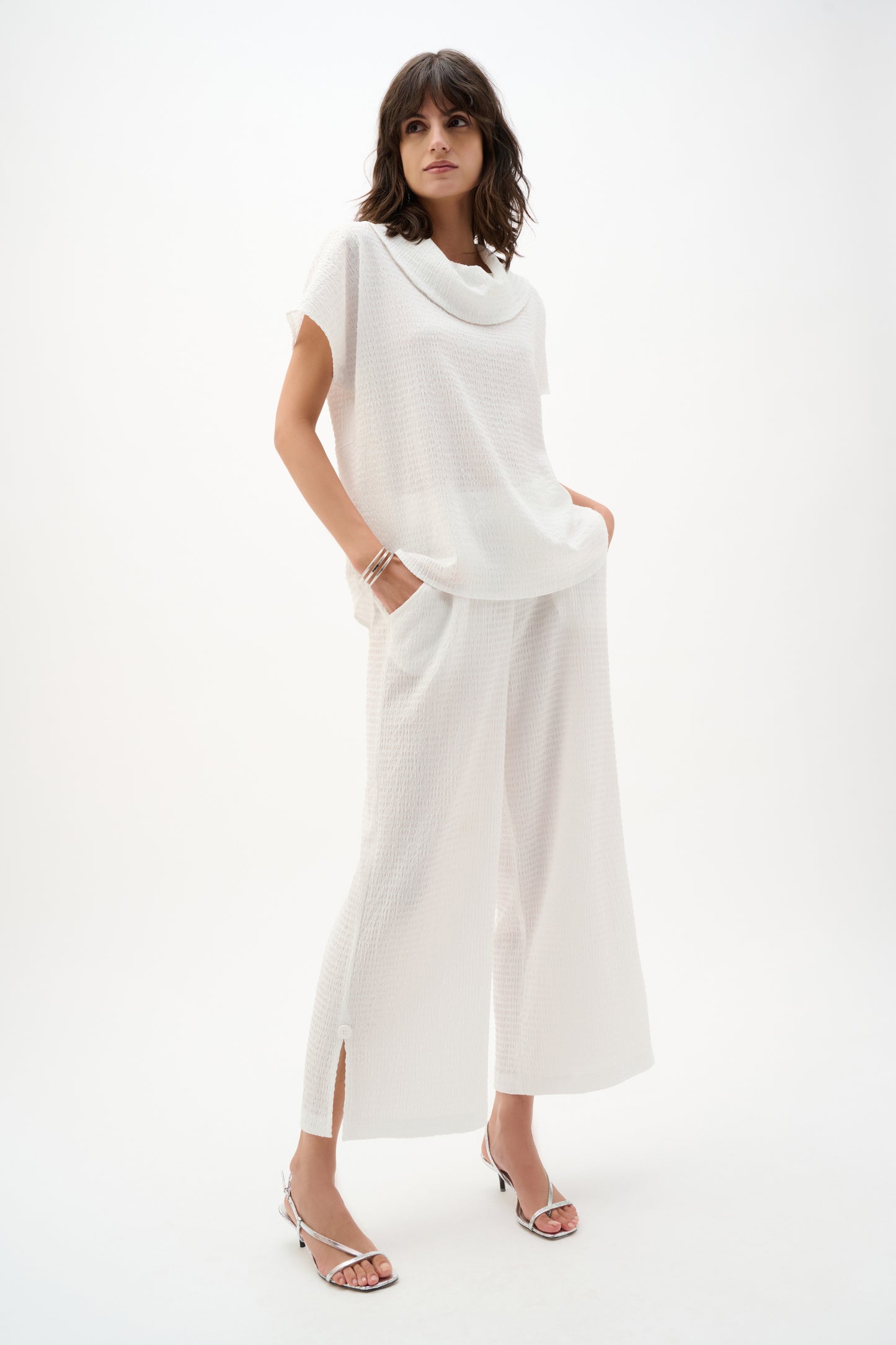 Joseph Ribkoff Textured Knit Pull-on Culotte Pants
262217 Off-White