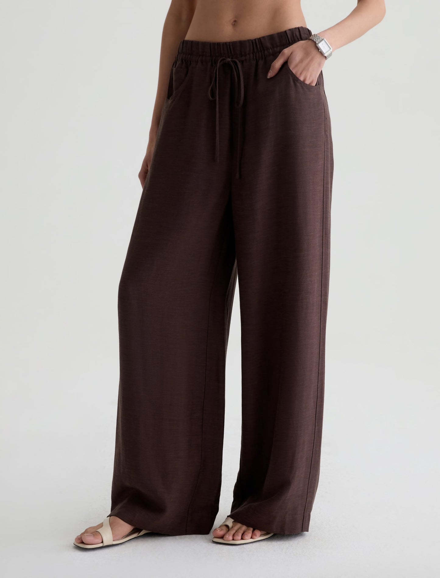 AG Jeans Century Cinched Pant - Oak Barrel