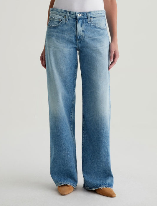 AG Jeans Adria Jean - 17YRS Divergent

Low-Rise Wide Leg