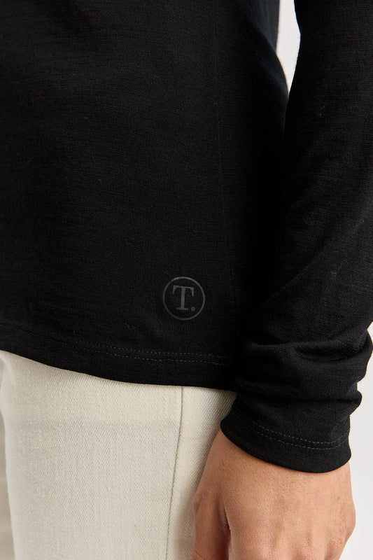 TOORALLIE Merino Crew Neck - Black