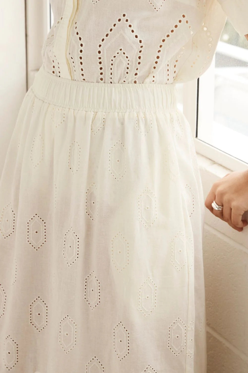 Zoe Kratzmann Fond Skirt - Cream Broderie