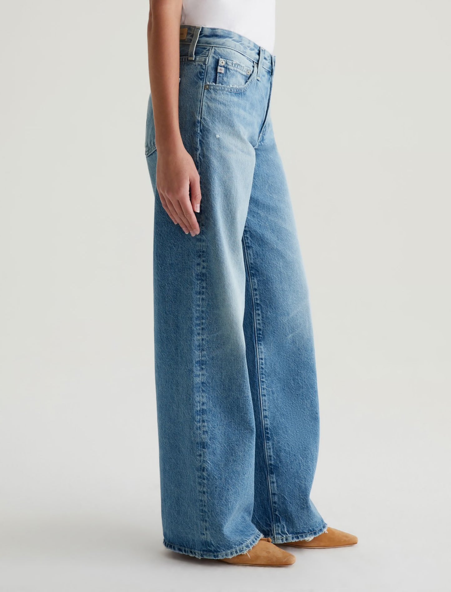 AG Jeans Adria Jean - 17YRS Divergent

Low-Rise Wide Leg