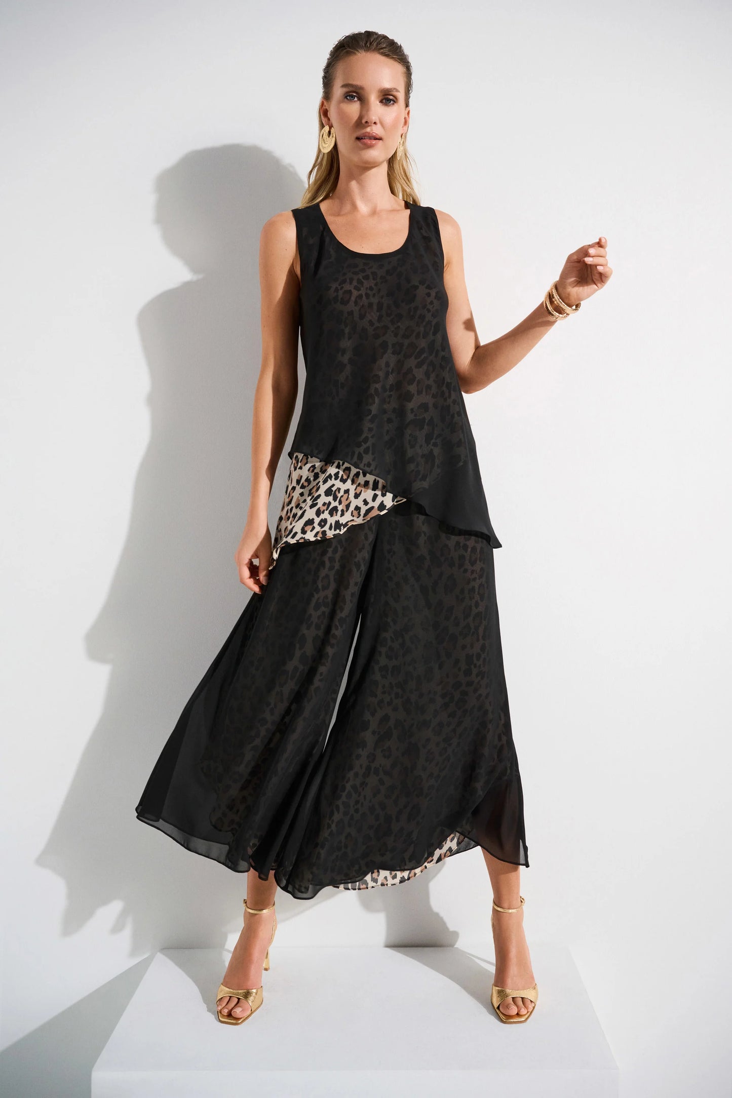 Joseph Ribkoff Chiffon Animal Print Reversible Culotte Pants
252156