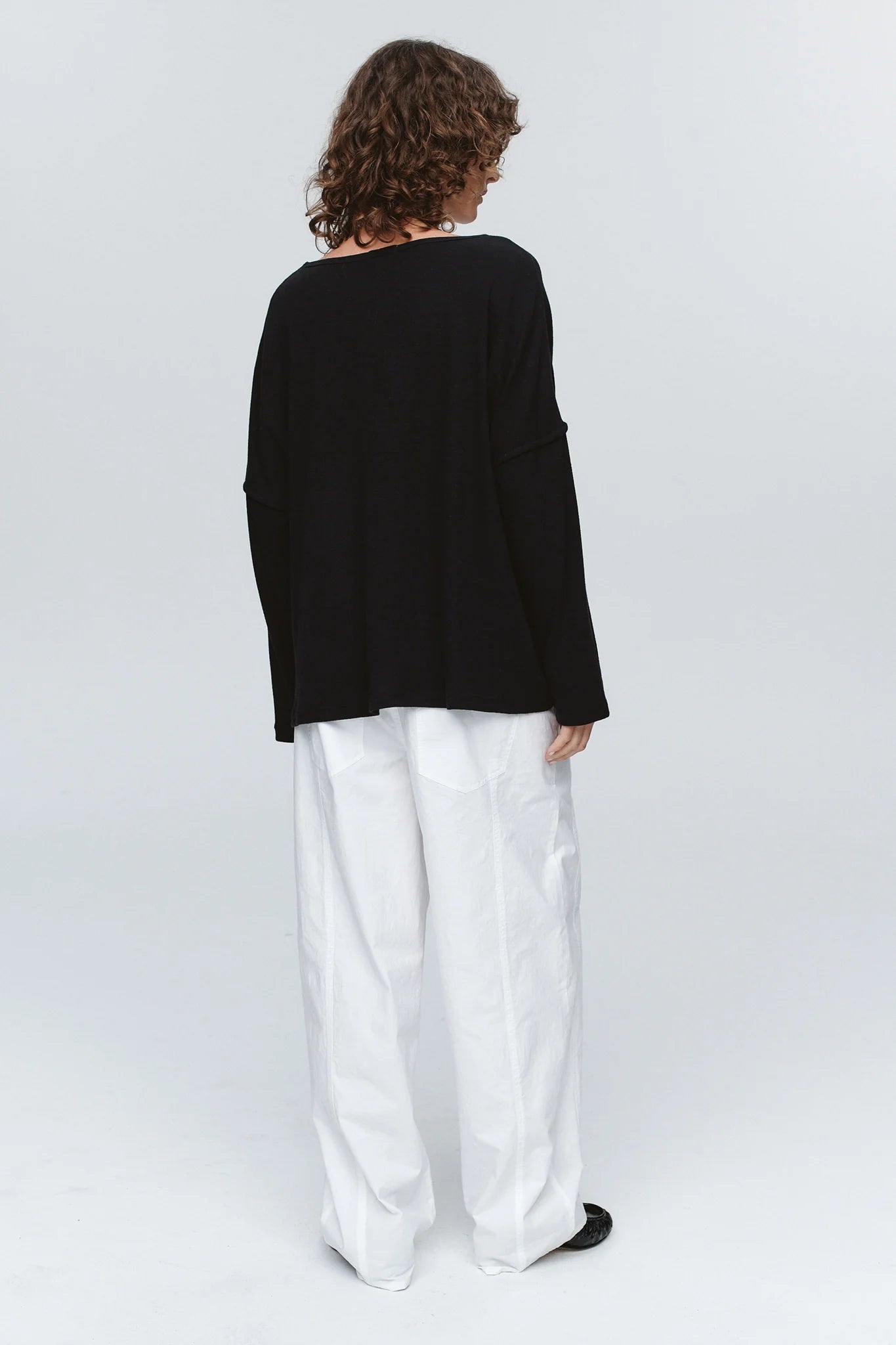 MARLE Yelena Tee - BLACK