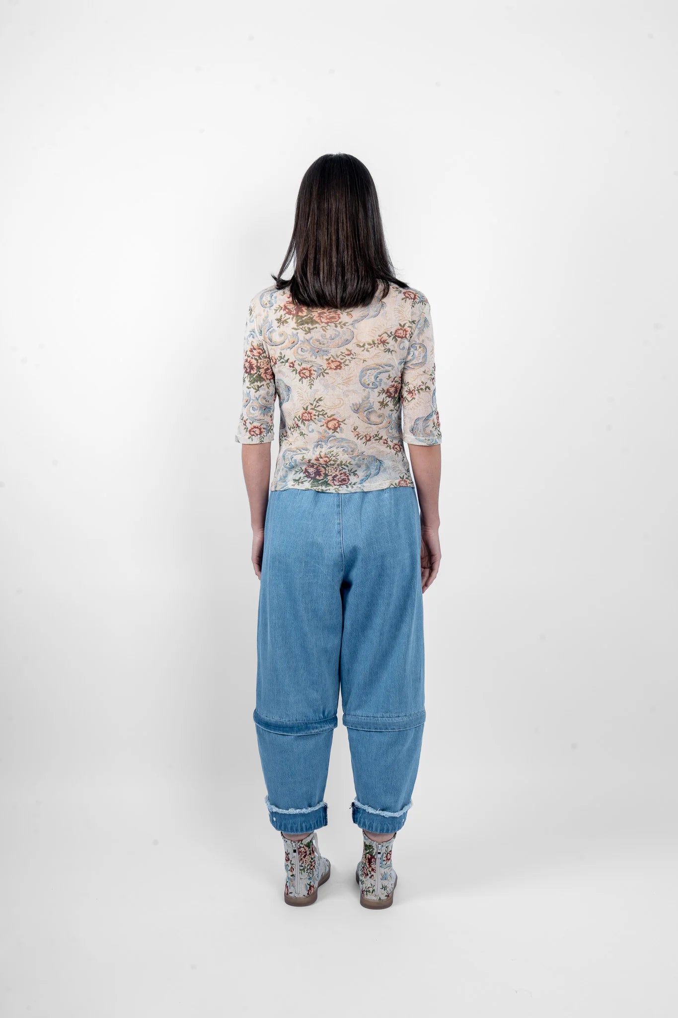 Maud Dainty Meadow Mesh Tee - Flowers