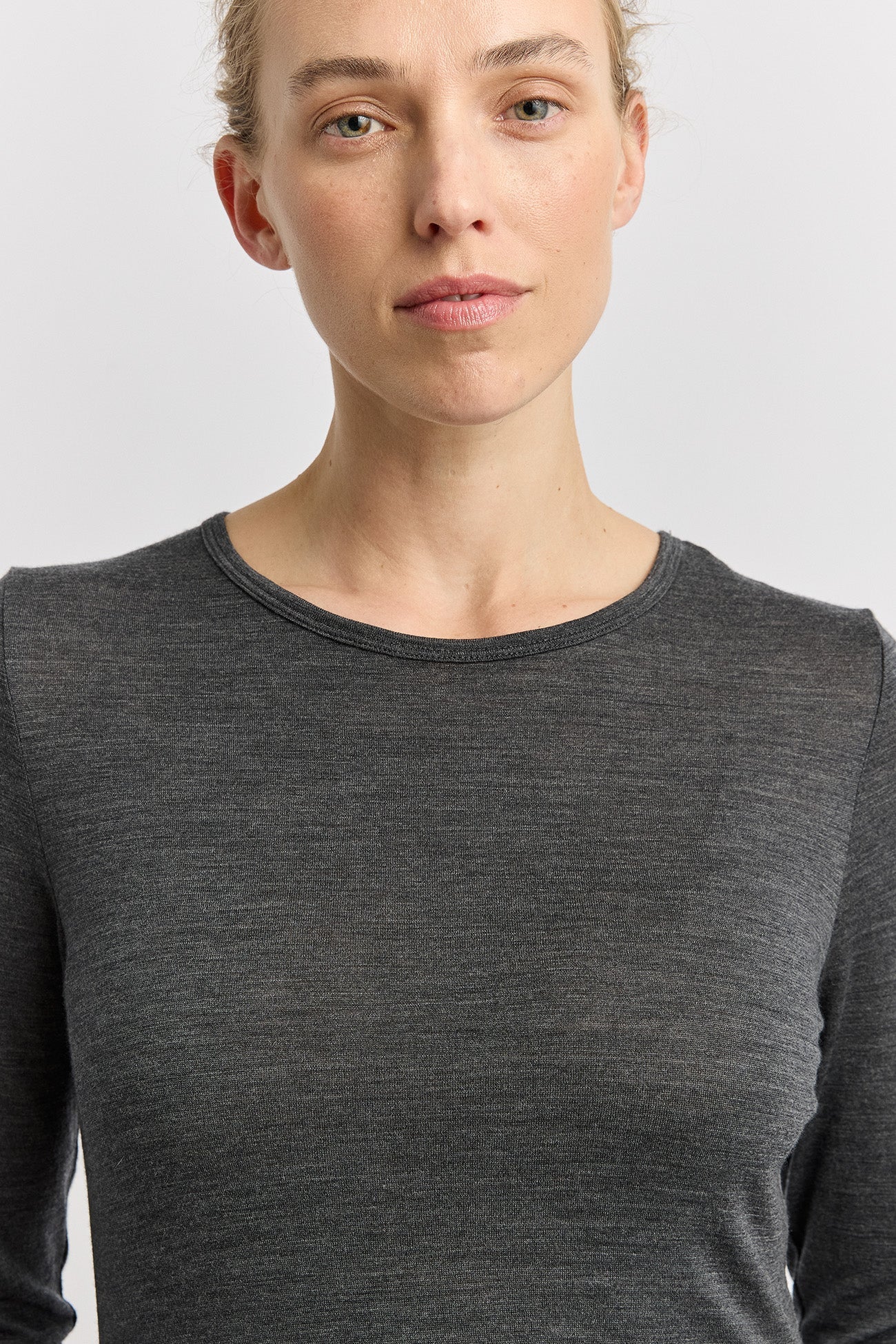 TOORALLIE Merino Crew Neck - Charcoal